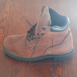 Red Wing 4215 DynaForce steel toe waterproof. 11.5
